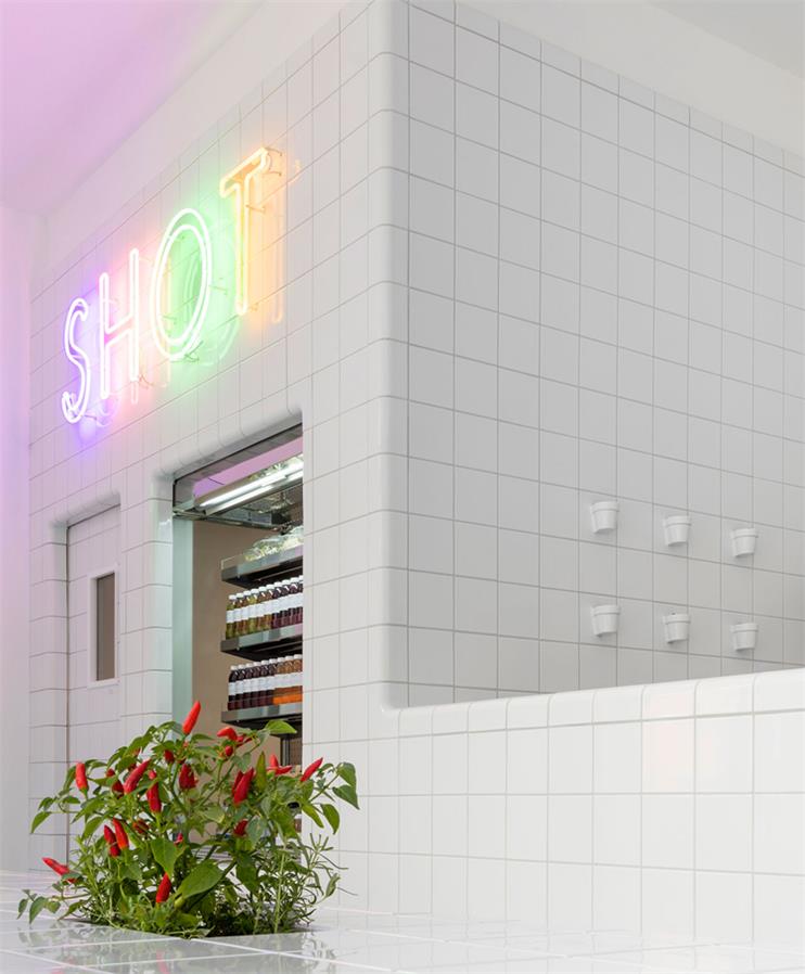 伦敦快餐食品店，餐饮空间，快餐店设计，白色餐饮空间