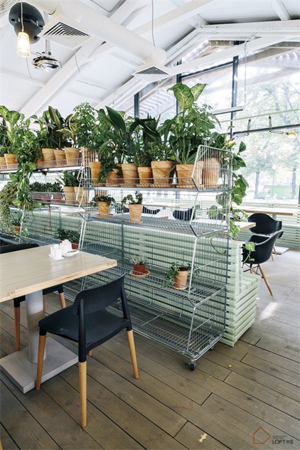 loft风格咖啡厅设计"