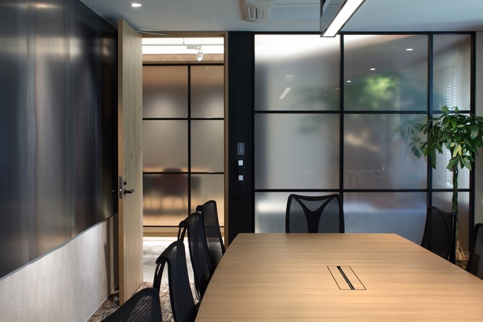 东京工业风格办公室设计，东京工业风格办公室设计