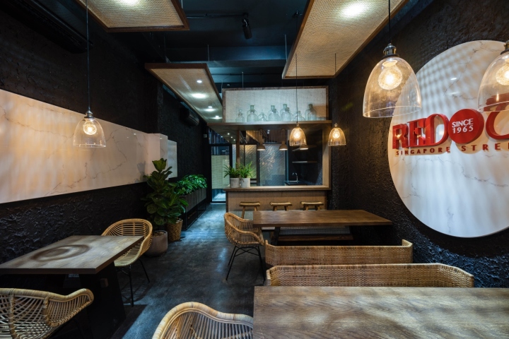 商业空间，餐饮空间，建筑改造，越南排屋改造设计，国外餐厅设计