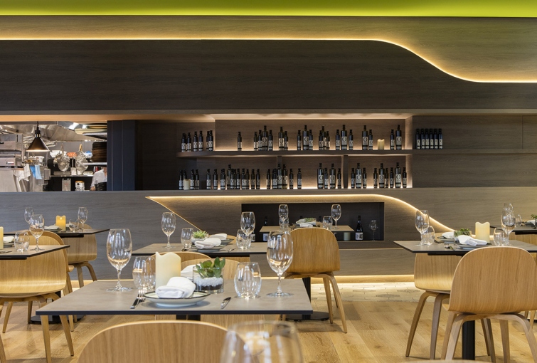 商业空间，餐饮空间，国外餐厅设计，现代风格餐厅设计