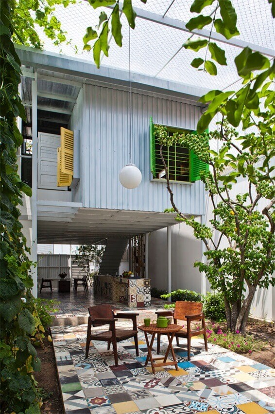 现代住宅设计，住宅空间设计，私宅空间设计，私人住宅设计，越南铁皮屋，越南住宅设计