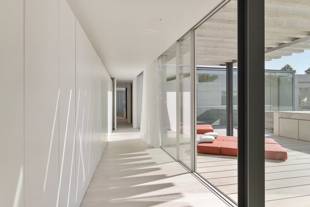 住宅空间，私人住宅空间设计，独栋住宅设计，极简主义，葡萄牙