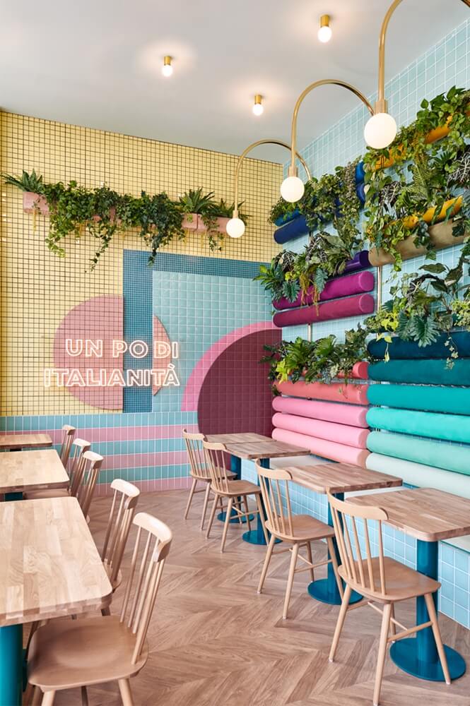 餐饮空间，Masquespacio，意大利餐厅Piada设计，法国意式餐厅设计，缤纷色彩，现代风格餐厅设计，40多平米餐厅设计