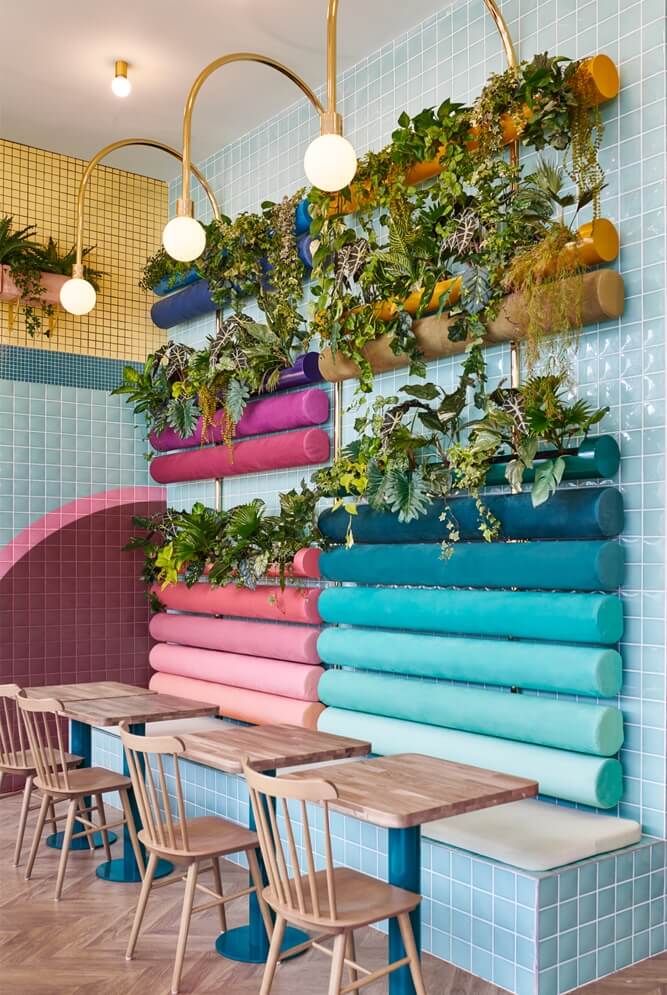 餐饮空间，Masquespacio，意大利餐厅Piada设计，法国意式餐厅设计，缤纷色彩，现代风格餐厅设计，40多平米餐厅设计