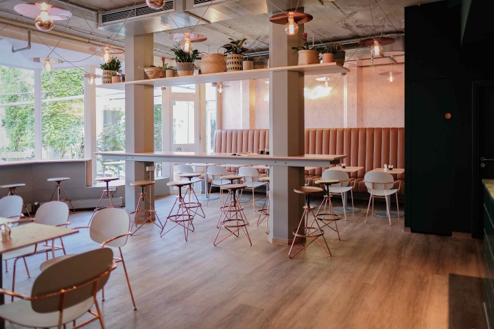 餐饮空间，咖啡厅设计，酒吧咖啡厅，珊瑚粉，深绿色，Mary´s Coffee Club