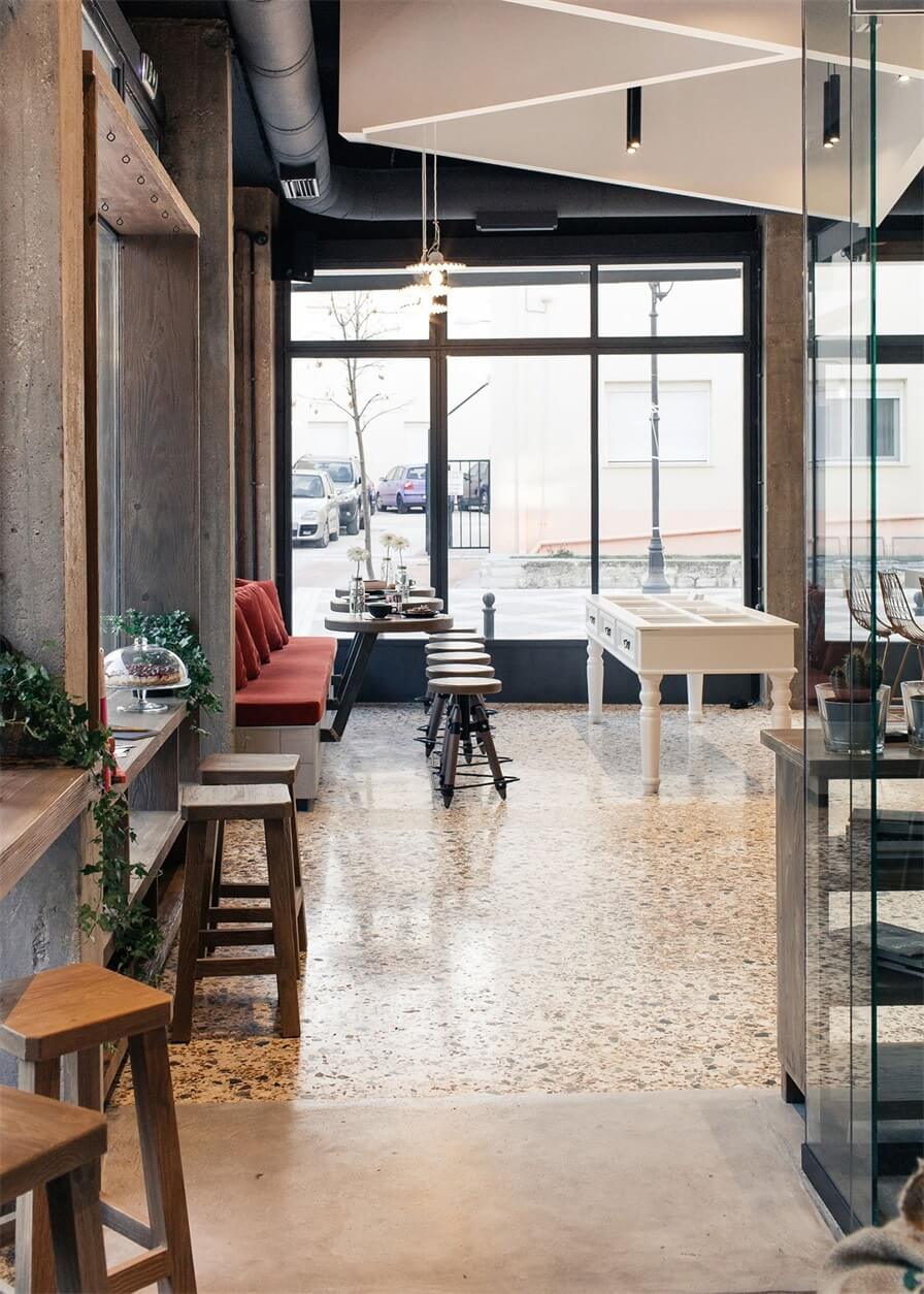 餐饮空间，咖啡厅设计，希腊咖啡厅设计，工业风咖啡馆设计，国外咖啡厅设计，小店设计