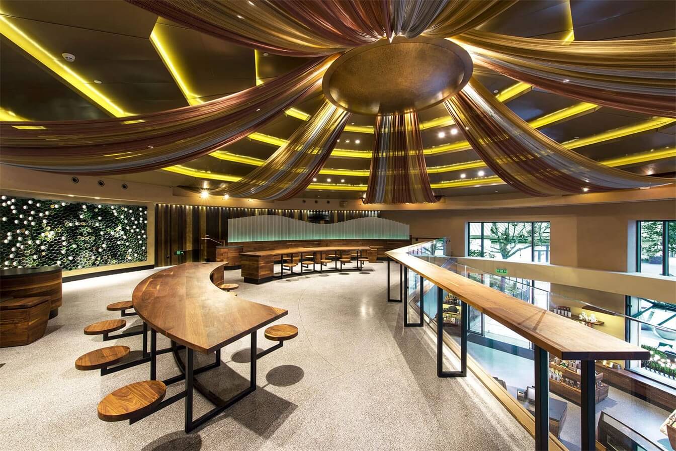餐饮空间，星巴克设计，咖啡厅设计，星巴克上海迪士尼小镇店