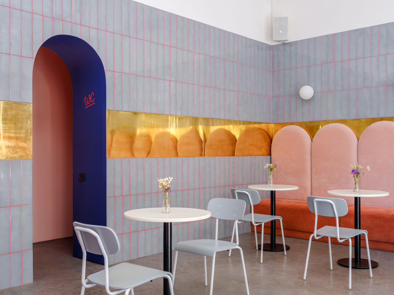 餐饮空间，咖啡小店设计，小空间，国外咖啡店设计，面包坊