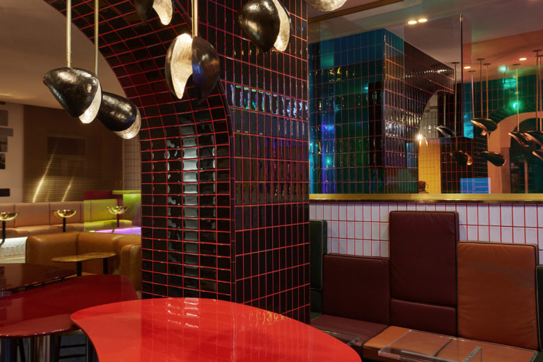 餐饮空间，咖啡馆设计，140平米咖啡馆设计，国外咖啡厅设计