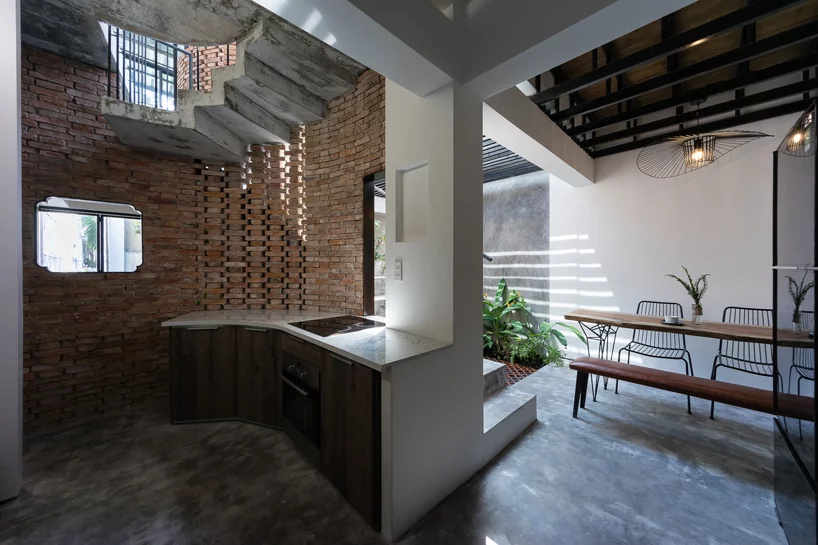 住宅空间设计，私人住宅空间，现代住宅设计，越南排屋设计，120平米住宅设计