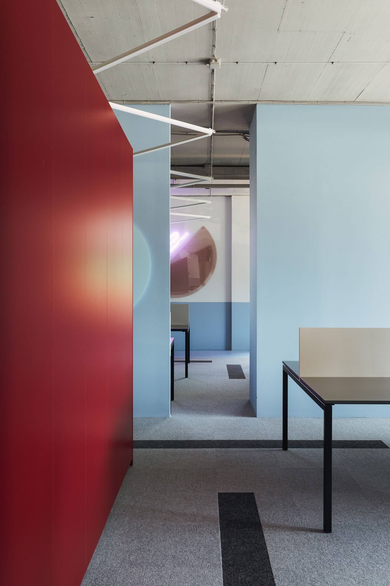 办公室设计，办公室导视设计，蓝色办公室设计，现代简约时尚办公空间