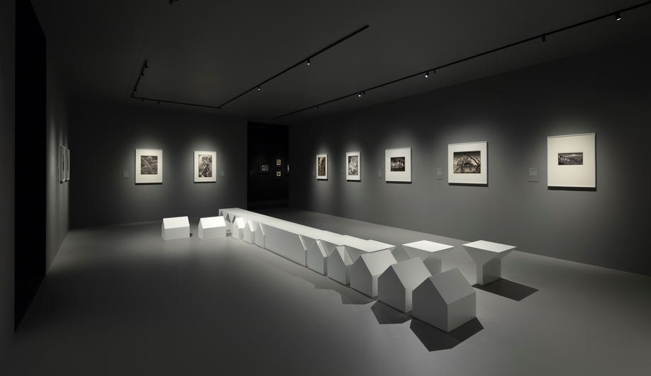 两个世界之间，Escher x nendo，维多利亚美术馆，展厅设计，美术馆展厅
