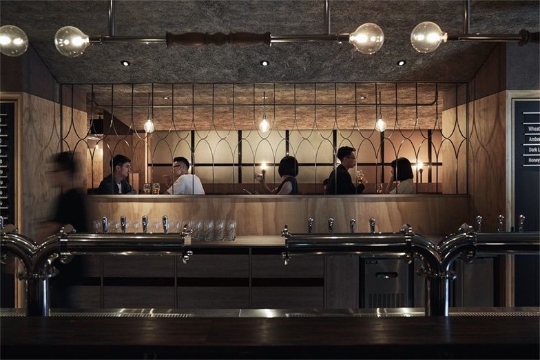 餐饮空间，酒吧设计，台湾设计，金色三麦啤酒