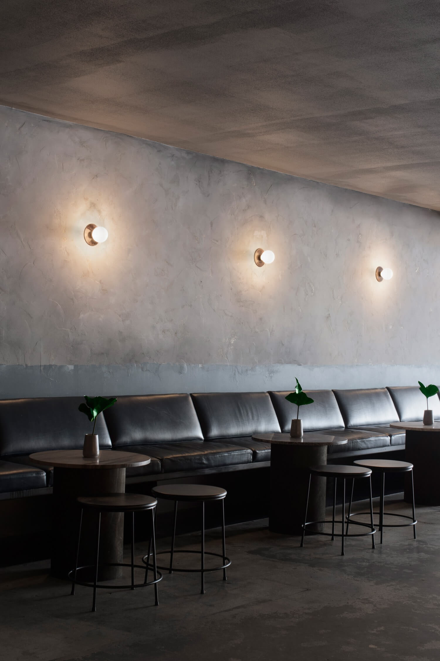 餐饮空间，国外餐饮设计，澳大利亚酒吧，酒吧空间，LOCURA酒吧，简约，存粹几何形状