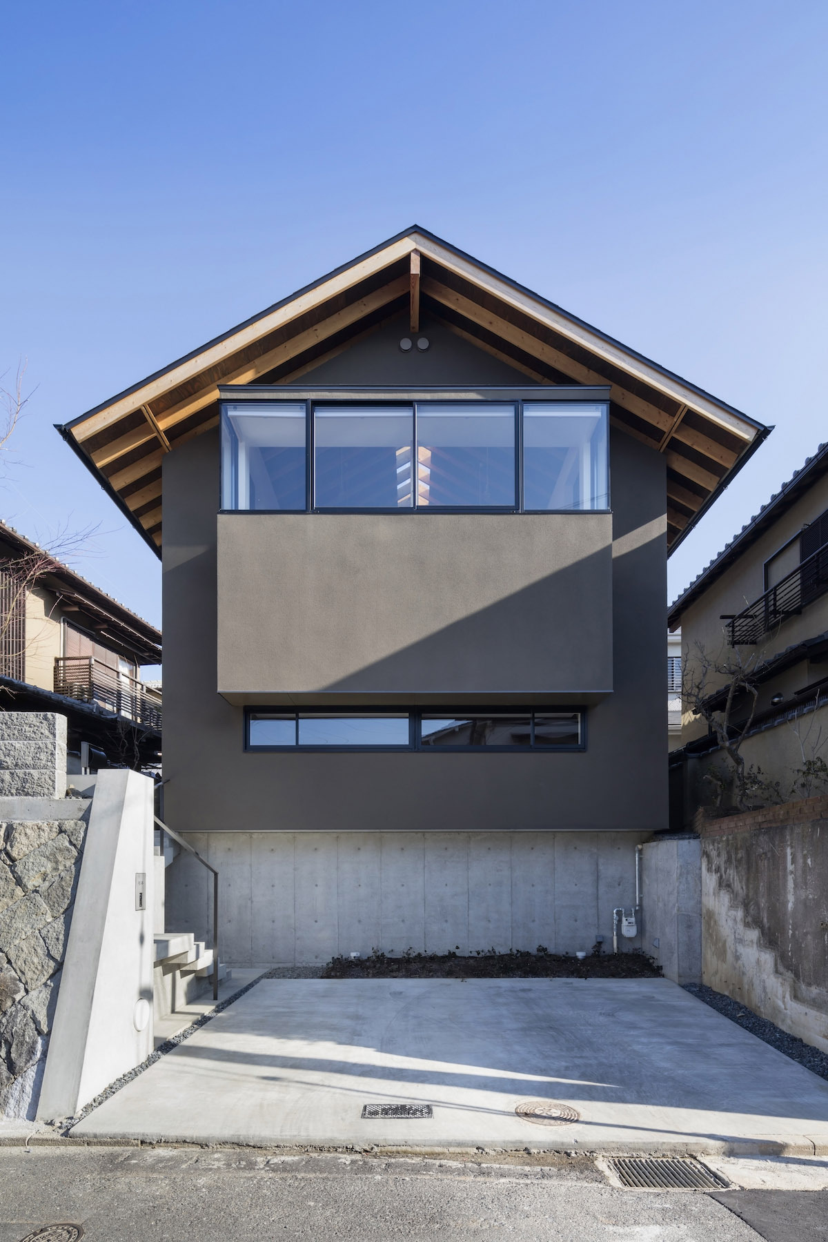 住宅设计，日本高槻市，天窗住宅，建筑改造，建筑设计