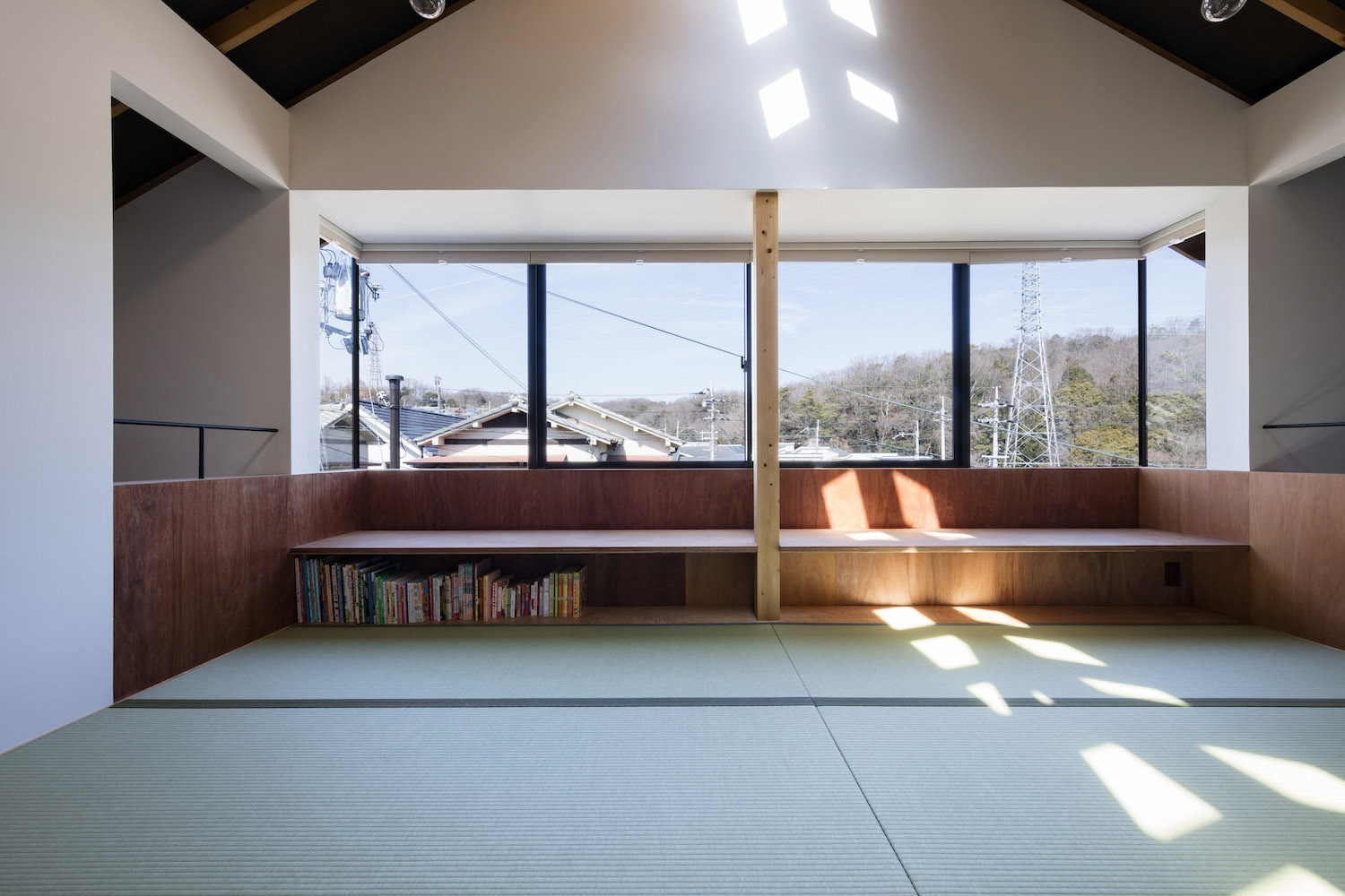 住宅设计，日本高槻市，天窗住宅，建筑改造，建筑设计