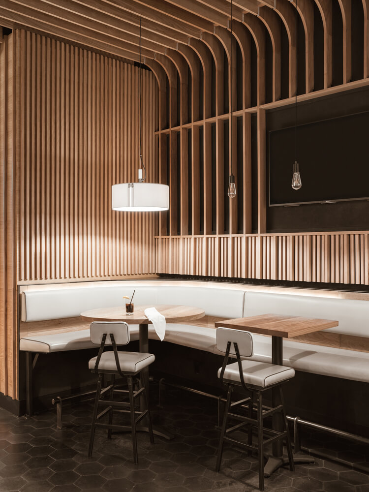 餐饮空间，木质空间，餐厅设计，酒吧餐厅，国外餐厅设计，纽约