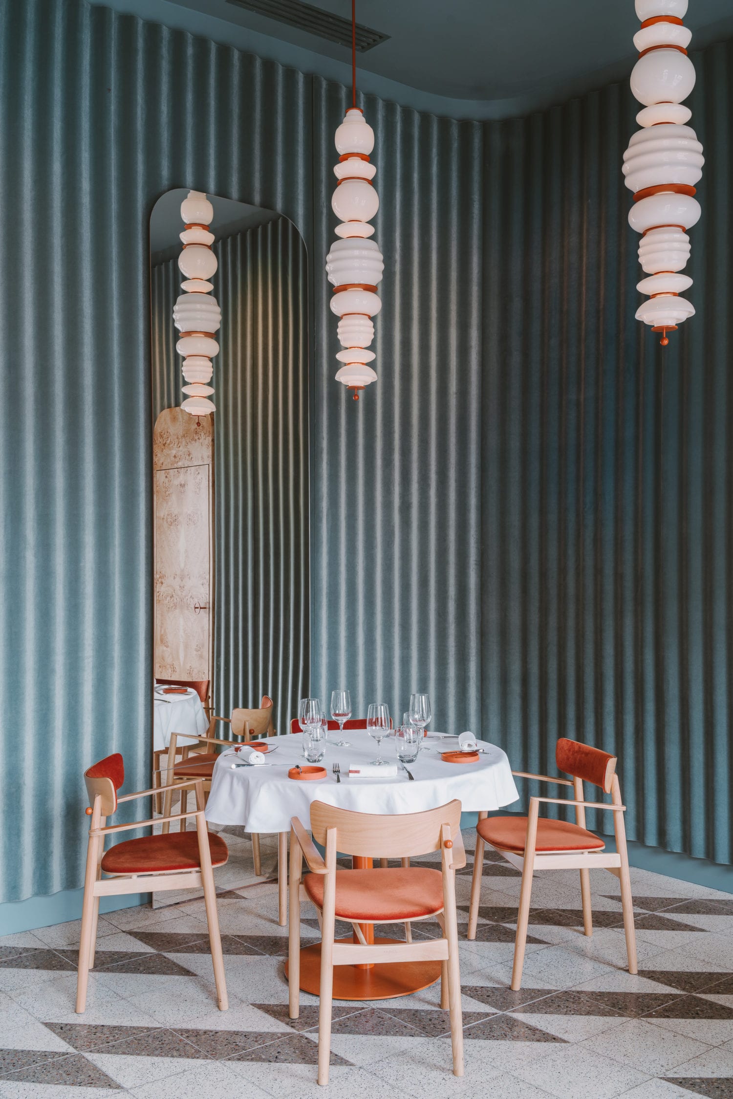 餐饮空间，国外餐厅设计，波兰，当代餐厅，BUCK.STUDIO