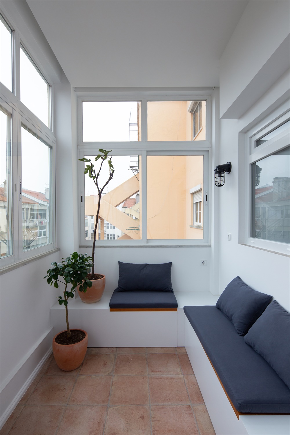 住宅空间，里斯本，极简主义，简约风公寓设计，Lola Cwikowski