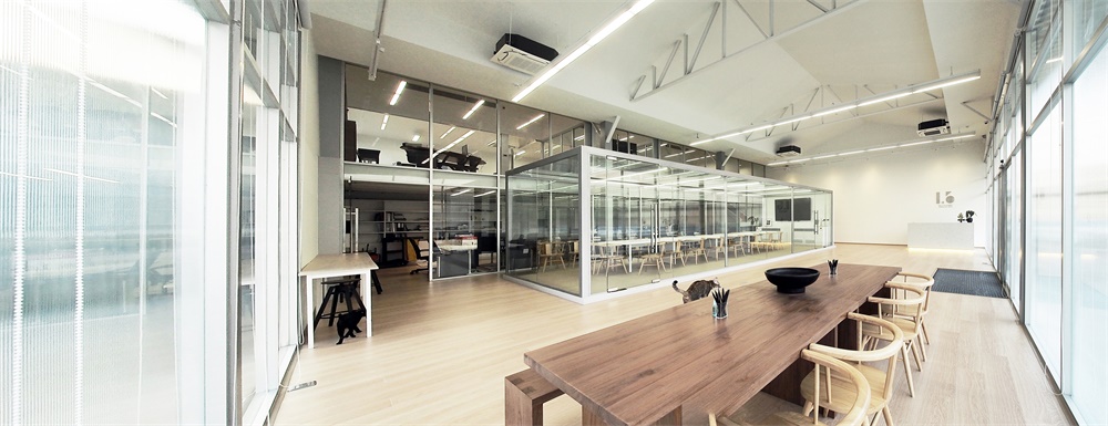 办公空间，曼谷，建筑改造，建筑外立面设计，办公室设计，独栋办公室设计
