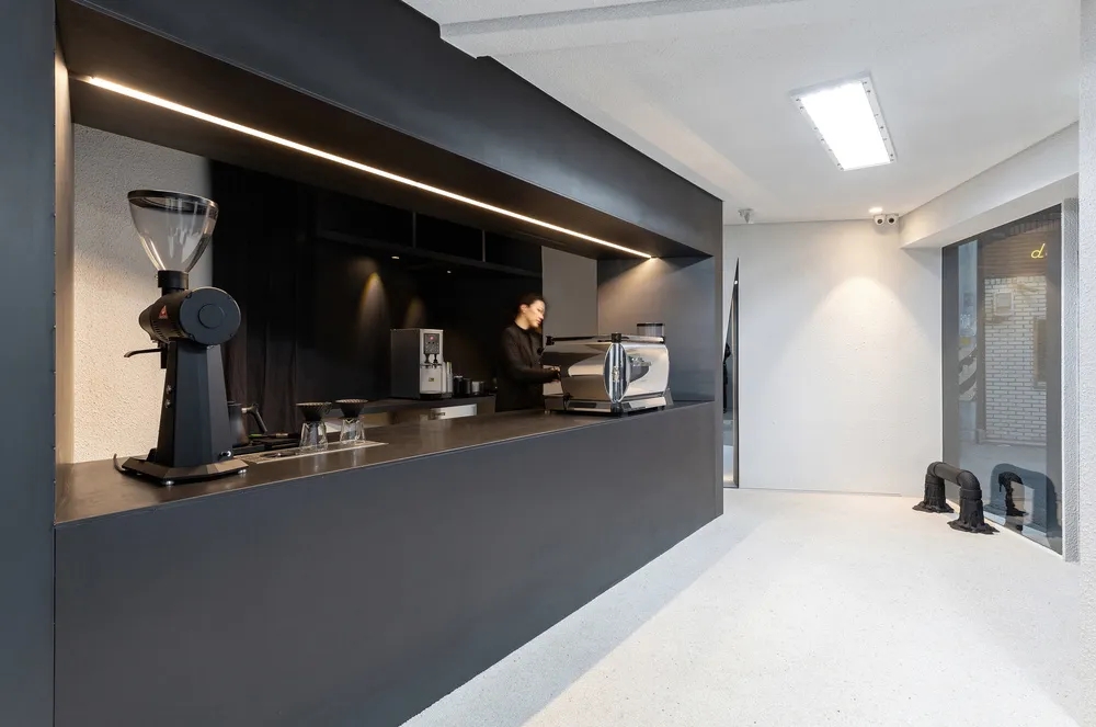 餐饮空间，咖啡吧，首尔，国外咖啡厅设计，Slit café