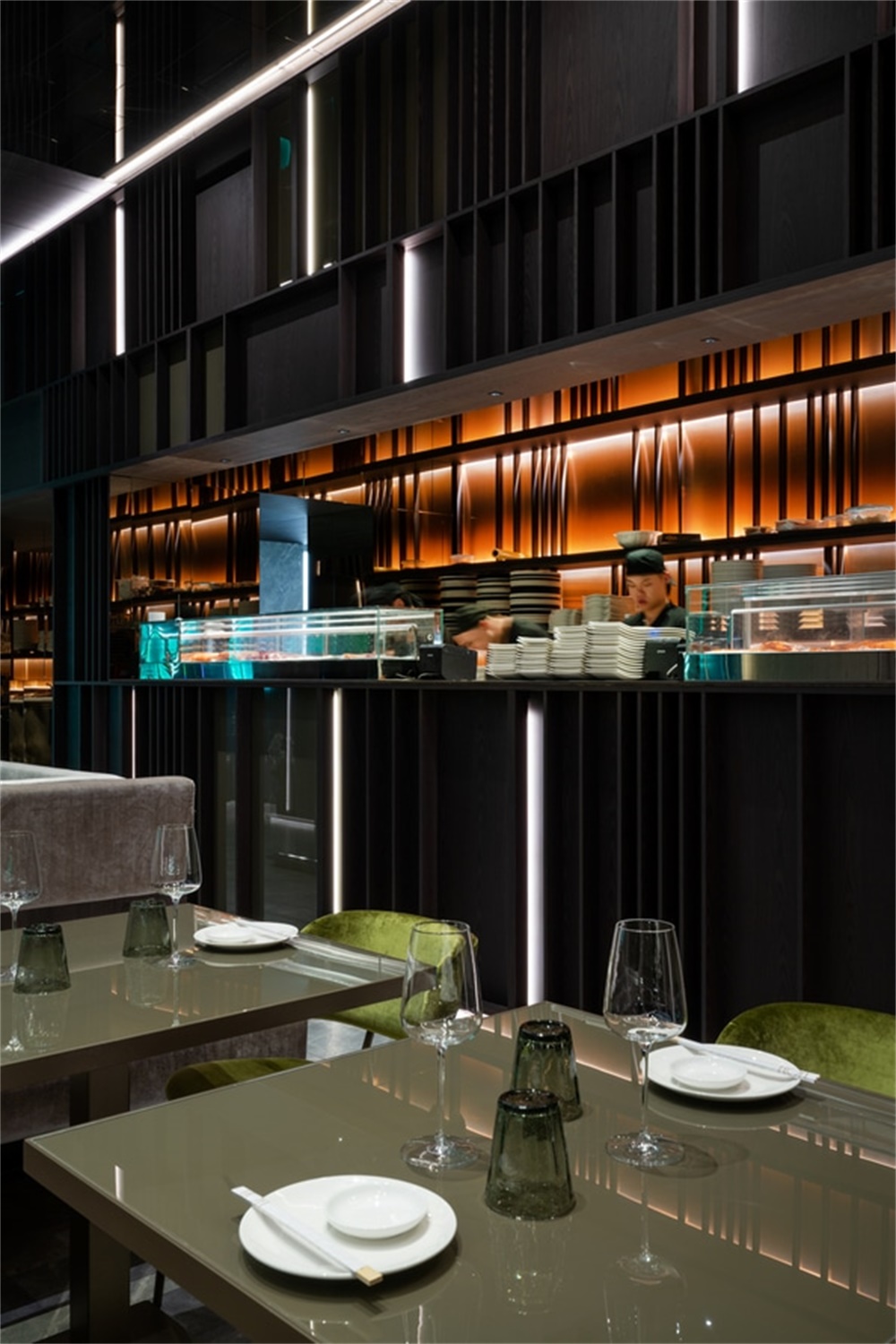 餐饮空间，亚洲风情餐厅，国外餐厅设计，灯光设计