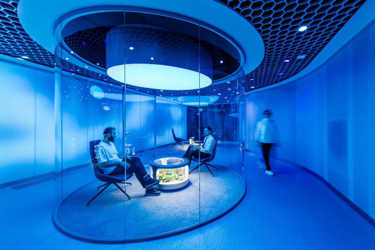 办公空间，未来主义设计，科幻感办公室，科技公司办公室，波兰华沙
