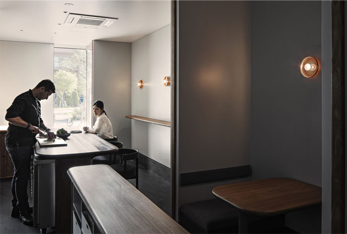 Kenta Nagai Studio,极简小店,意大利美食餐厅,Markʼs Tokyo Restaurant,意大利餐厅设计案例,极简主义