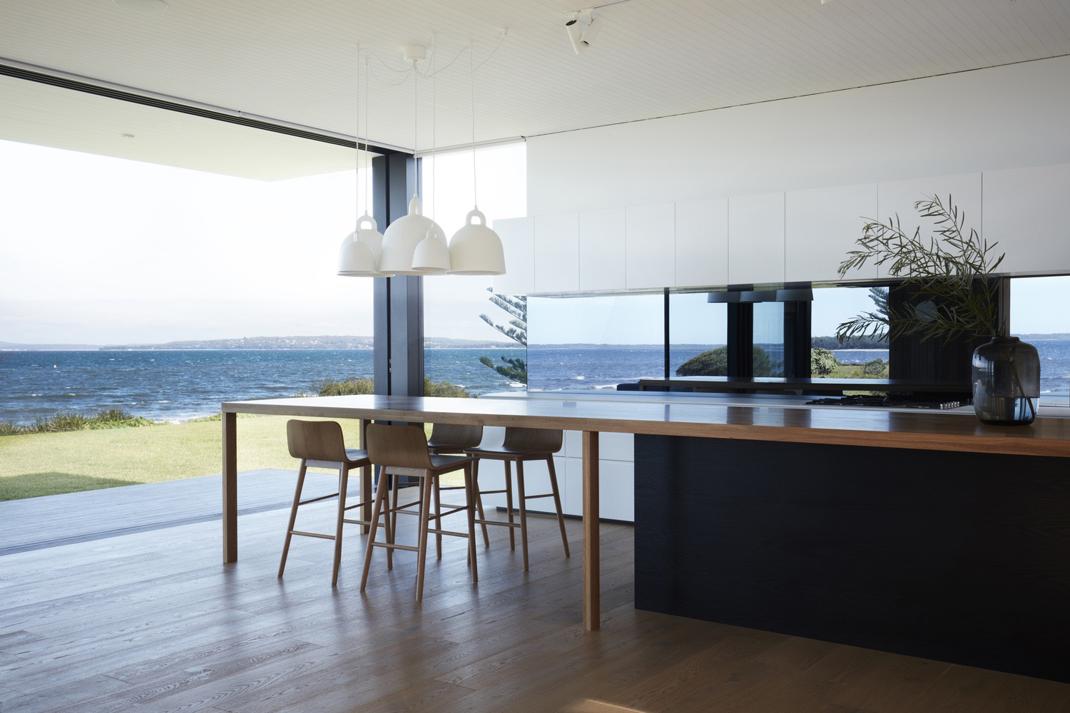 别墅设计,别墅设计案例,MCK Architecture & Interiors,澳大利亚,卡拉拉海滩,国外别墅设计案例,别墅装修,海景别墅,249㎡