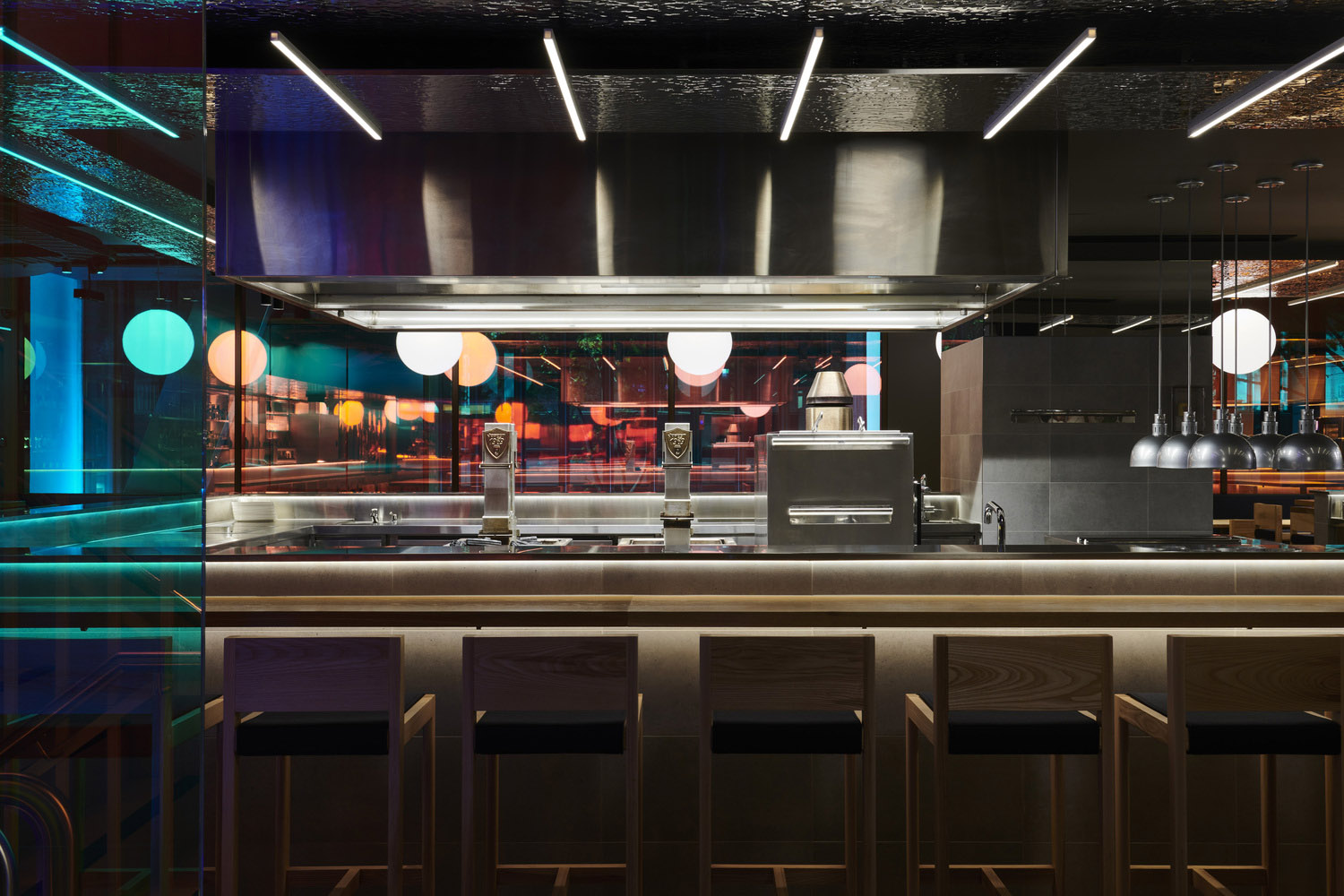 Russell & George,墨尔本,餐厅设计,居酒屋设计案例,国外酒吧设计,烤物餐厅,685㎡,居酒屋设计,日式烤物餐厅