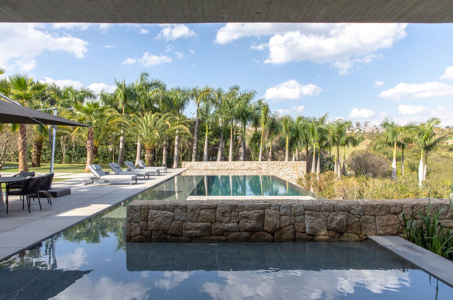 别墅设计,景观别墅设计,Felipe Caboclo Arquitetura,国外别墅设计案例,巴西,2300㎡,别墅泳池