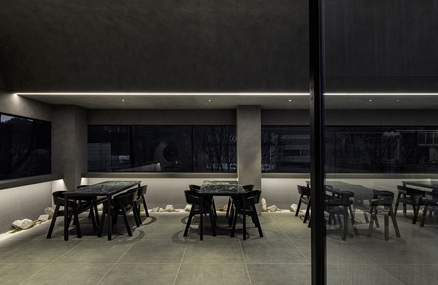 Plainoddity,韩国,西餐厅设计,餐厅设计案例,Dark and Light,意大利菜餐厅