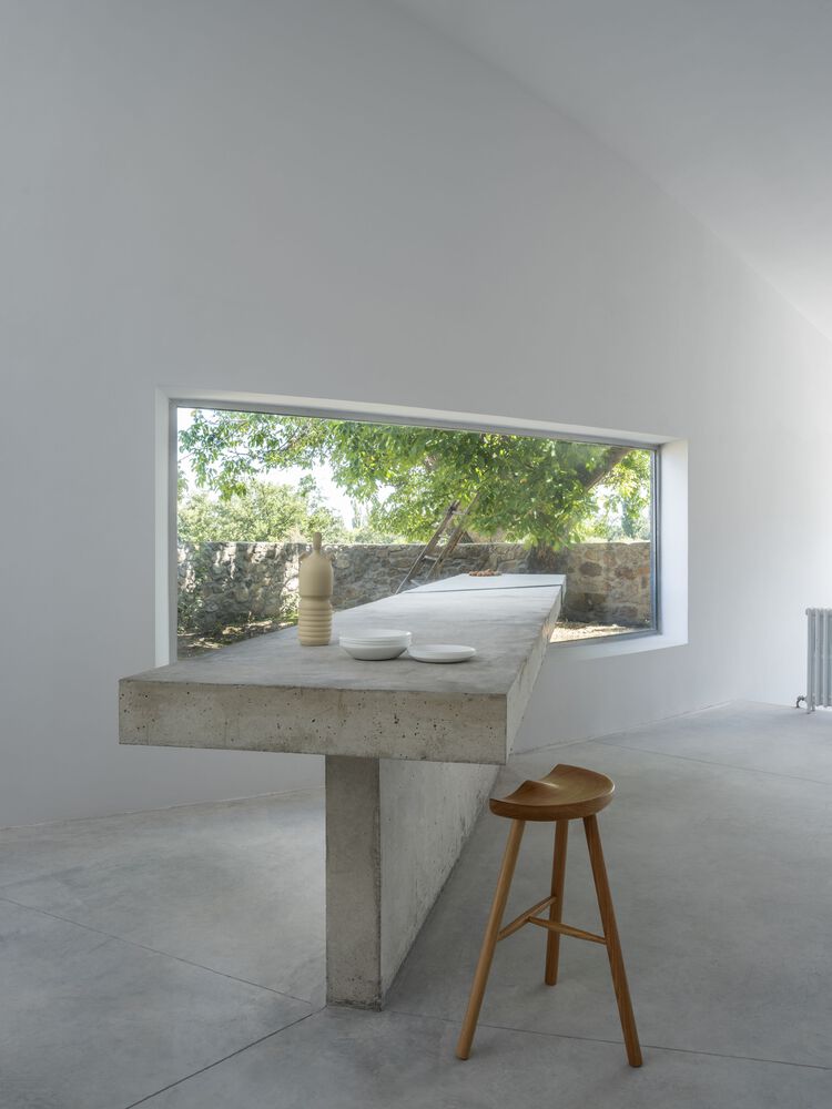 Raúl Almenara,西班牙,住宅设计,国外住宅设计案例,极简风格,庭院住宅,独栋住宅,140㎡,乡村住宅设计
