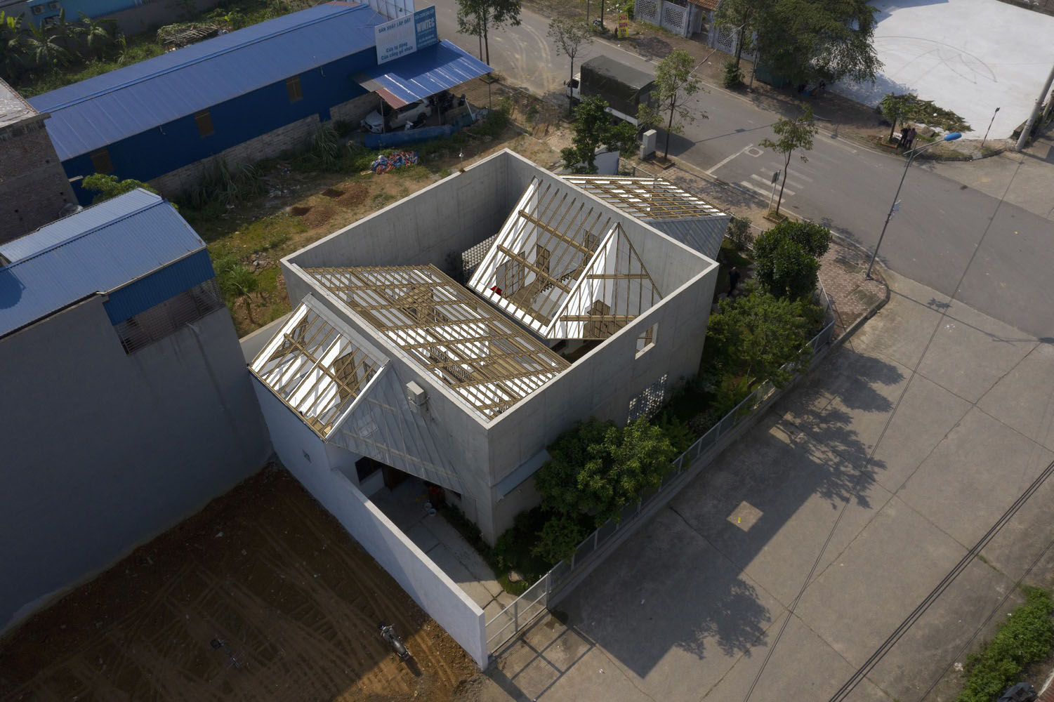 住宅设计,300㎡,庭院住宅设计,日式住宅设计案例,AHL architects,清水混凝土,越南,日式庭院,庭院设计