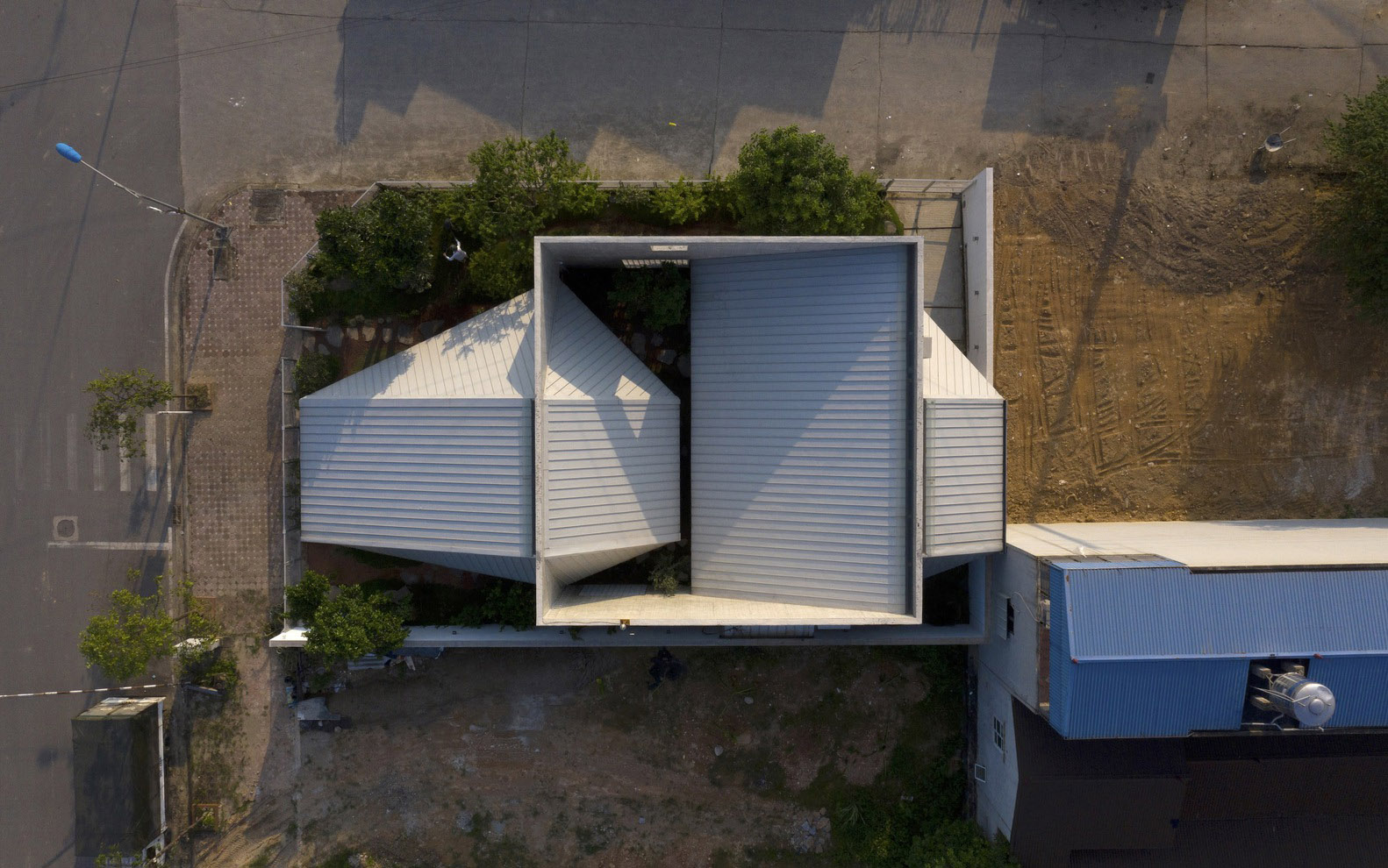 住宅设计,300㎡,庭院住宅设计,日式住宅设计案例,AHL architects,清水混凝土,越南,日式庭院,庭院设计