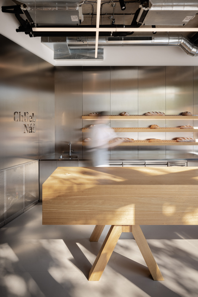 斯洛伐克,Sadovsky & Architects,咖啡厅设计案例,面包店,极简主义,面包店设计,Chlieb Náš面包店