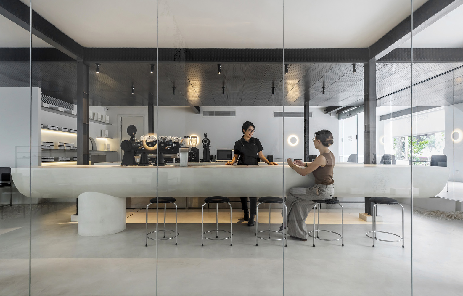 NU architecture & design,越南,胡志明市,咖啡厅设计方案,咖啡厅装修,街边店设计,咖啡店设计,社区咖啡店设计,Bosgaurus Coffee