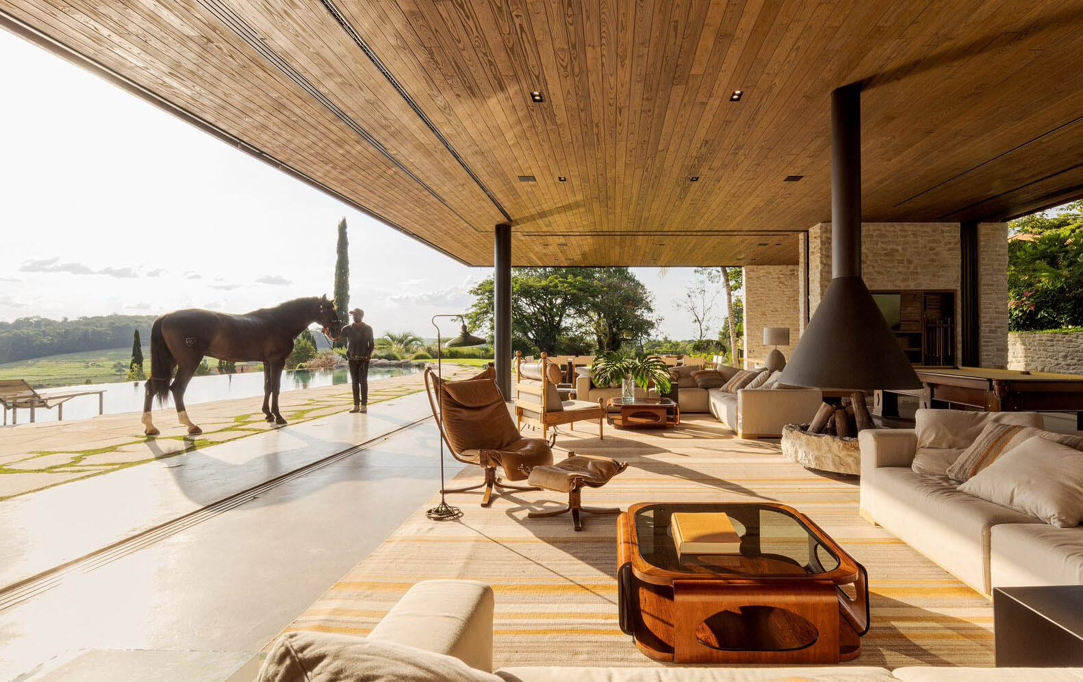 Studio Arthur Casas,别墅设计案例,别墅设计方案,开放式别墅,巴西,国外别墅设计,1400㎡,会所