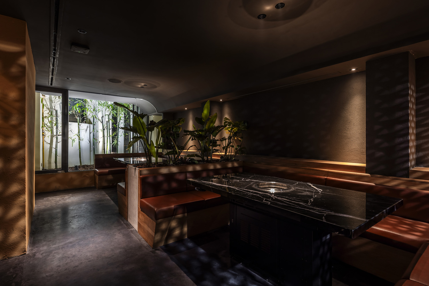 Takashi Niwa Architects,餐厅设计,休闲餐厅设计,840㎡,餐厅设计案例,餐厅设计方案,餐厅装修,休闲餐厅,越南,河内