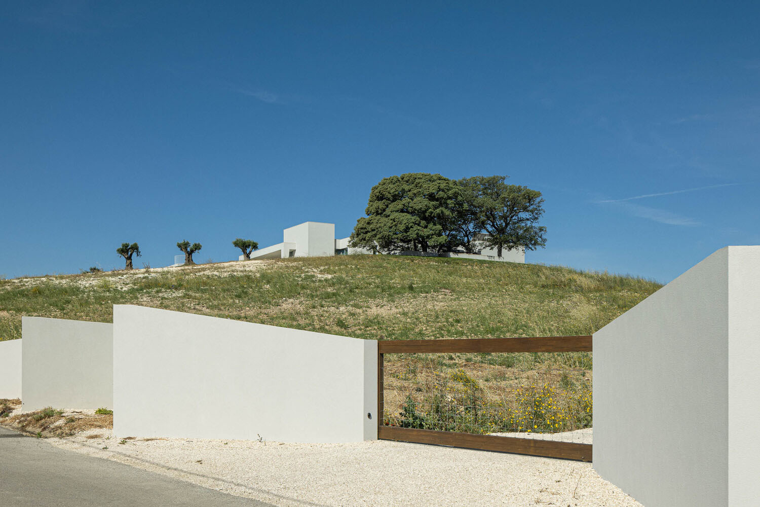 dp Arquitectos,别墅设计,260㎡,葡萄牙,罗梅拉,别墅设计案例,别墅设计方案,景观别墅,山顶别墅
