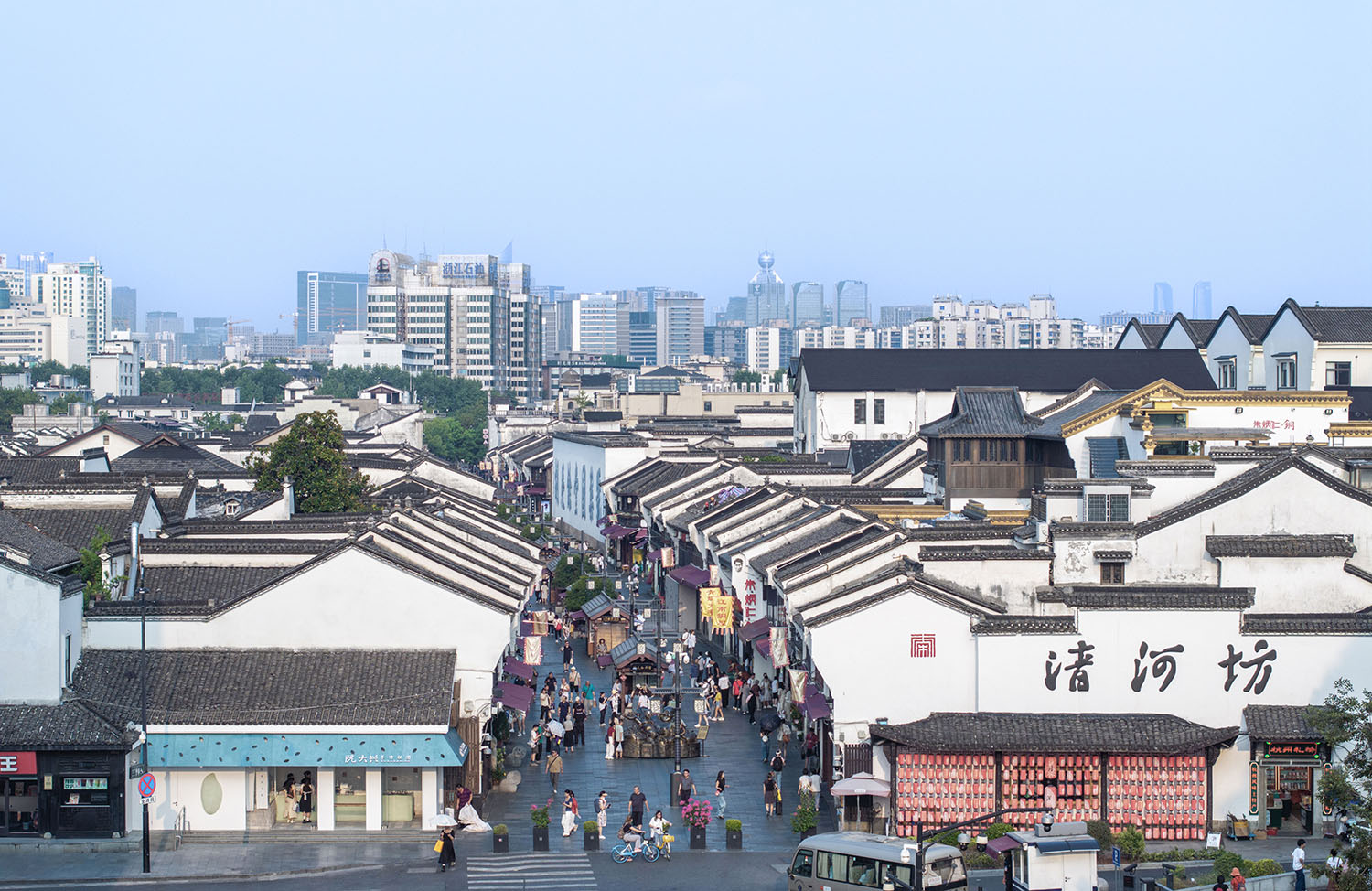 甜品设计,糕点店设计,甜品店设计案例,甜品店设计方案,街边甜品店,甜品店装修,街边店设计,零售店设计,阮大兴手作糕团·杭州清河坊,杭州,谜舍设计