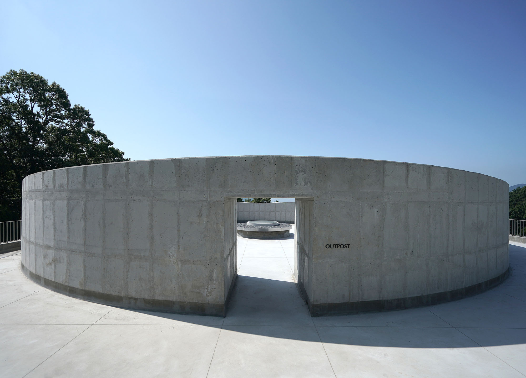 OUTPOST CAFE,咖啡厅设计案例,咖啡厅设计方案,极简主义咖啡厅,咖啡厅装修,极简风格,韩国,731㎡