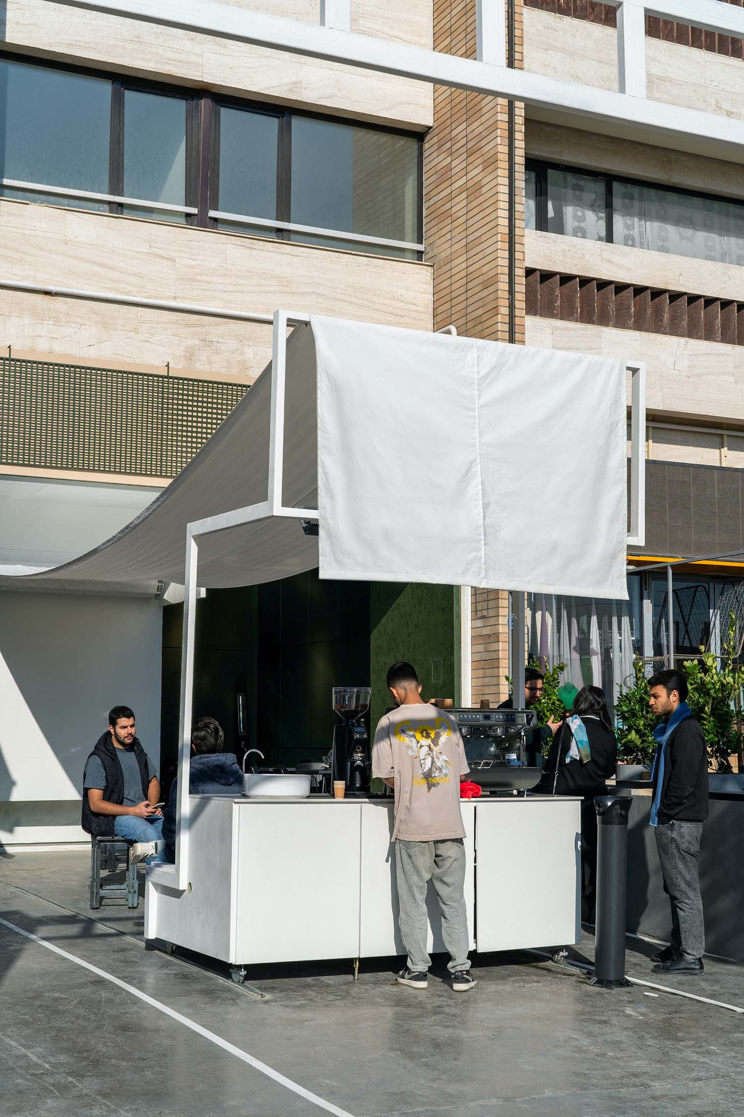 Paad Architects,咖啡店设计案例,咖啡店设计方案,咖啡厅设计,咖啡店装修,极简风格,伊朗,小酒馆设计