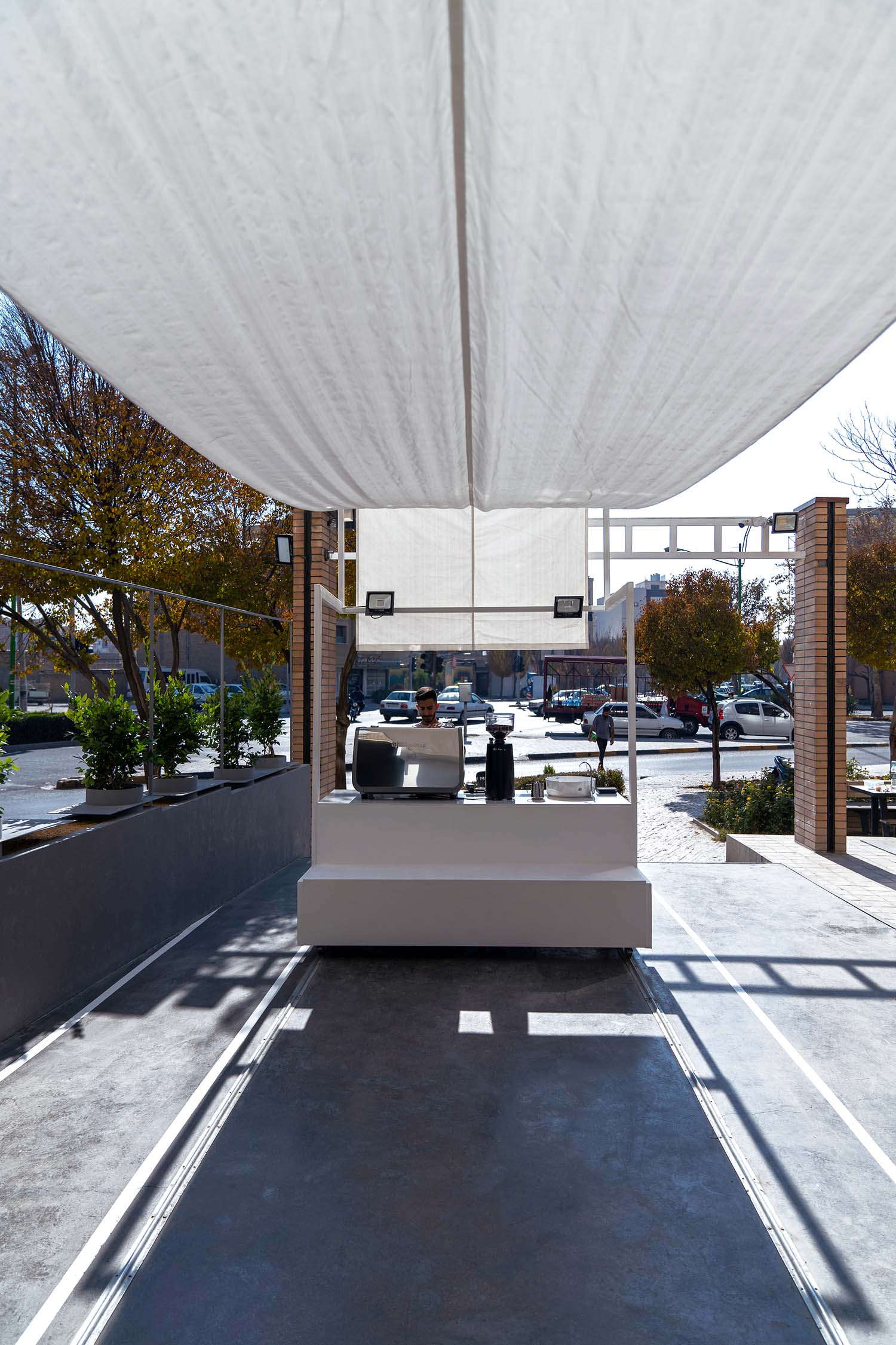 Paad Architects,咖啡店设计案例,咖啡店设计方案,咖啡厅设计,咖啡店装修,极简风格,伊朗,小酒馆设计