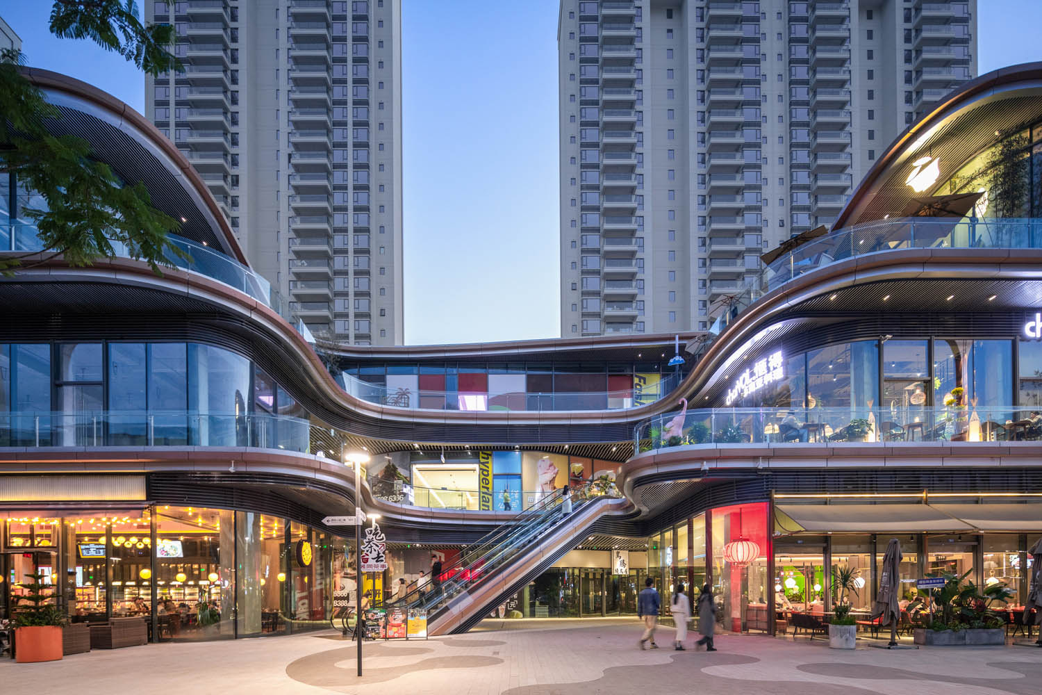 Aedas,成都超线公园,商业街区,公共街区,商场景观设计,成都,超线公园商业街区,购物商业街,购物步行街