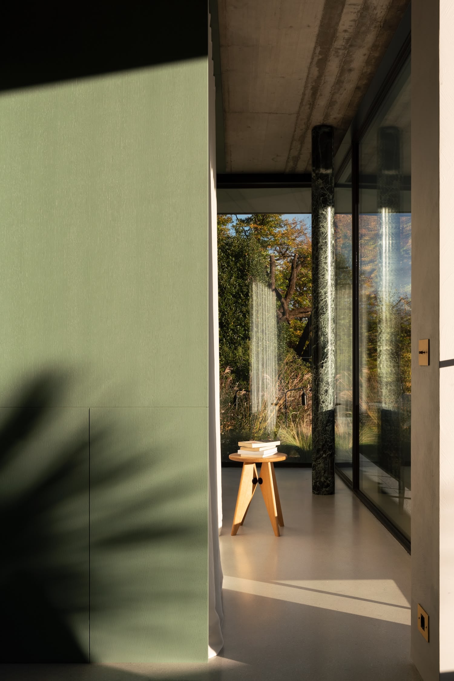 Tuckey Design Studio,别墅设计案例,别墅设计方案,极简主义别墅,意大利,极简风格,湖景别墅