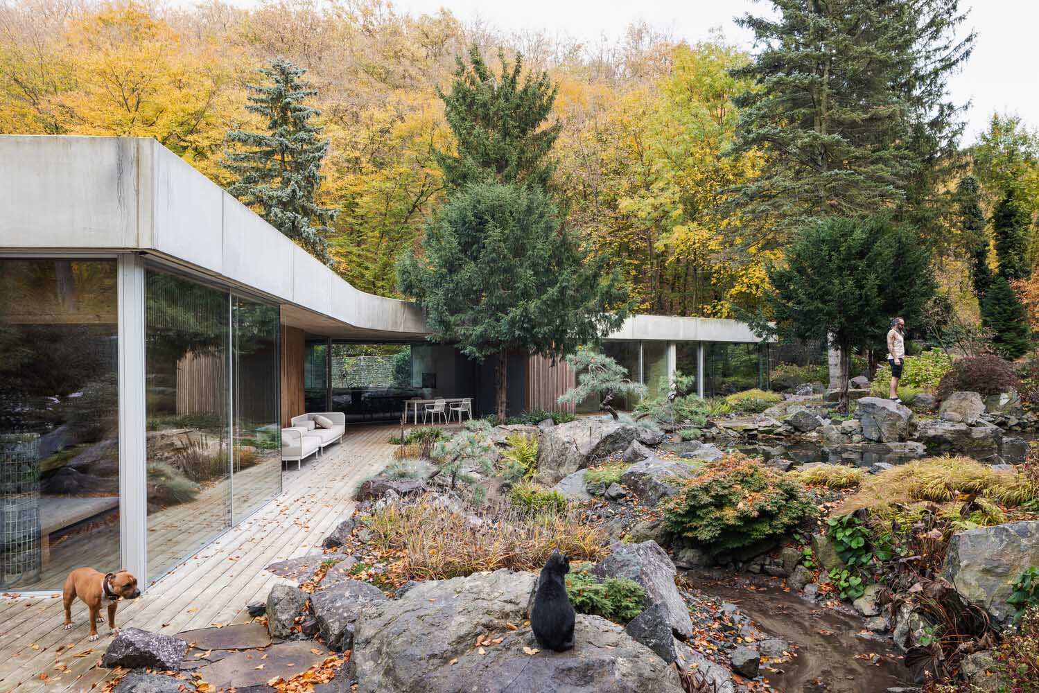 Pauliny Hovorka Architekti,别墅设计案例,别墅设计方案,极简主义别墅,平层别墅,极简风格,野兽派