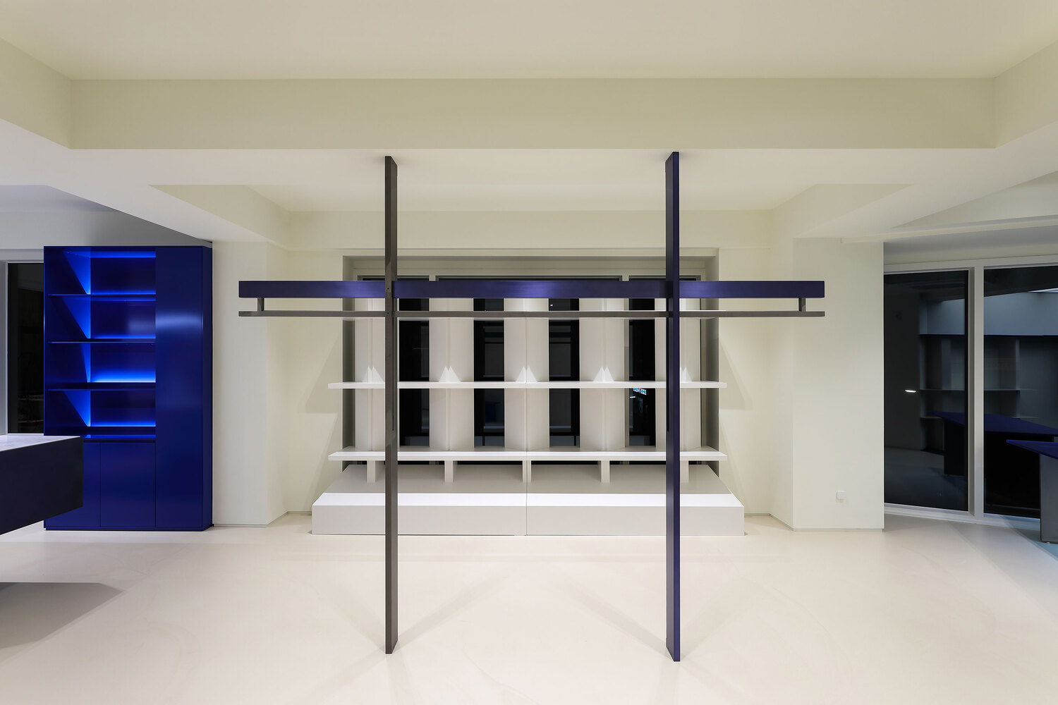 服装店设计,零售店设计,Design Studio Maoom,服装店设计案例,服装店设计方案,创意零售店设计,韩国,首尔,PAVONE,裁缝店