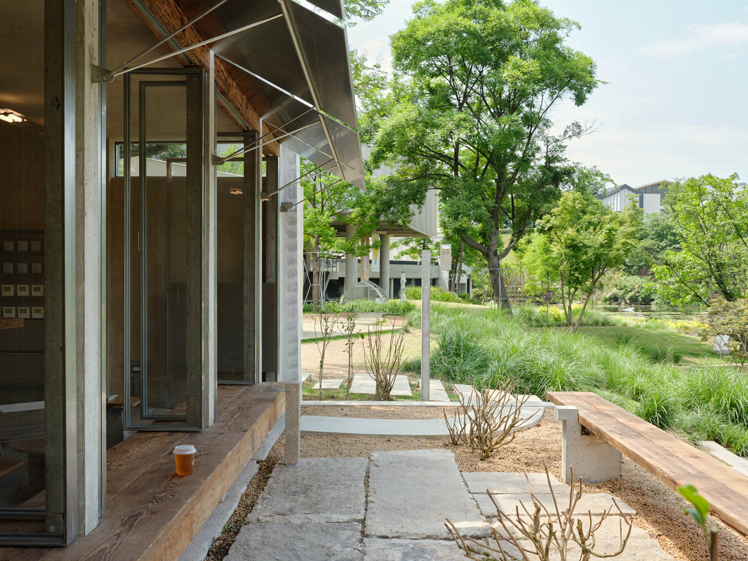 茶饮店设计,茶饮店改造,景区茶饮店设计,开放式茶饮店,茶室设计,茶饮店设计方案,茶饮店设计案例,成都崎寻·分茶寻游,成都,退化建筑